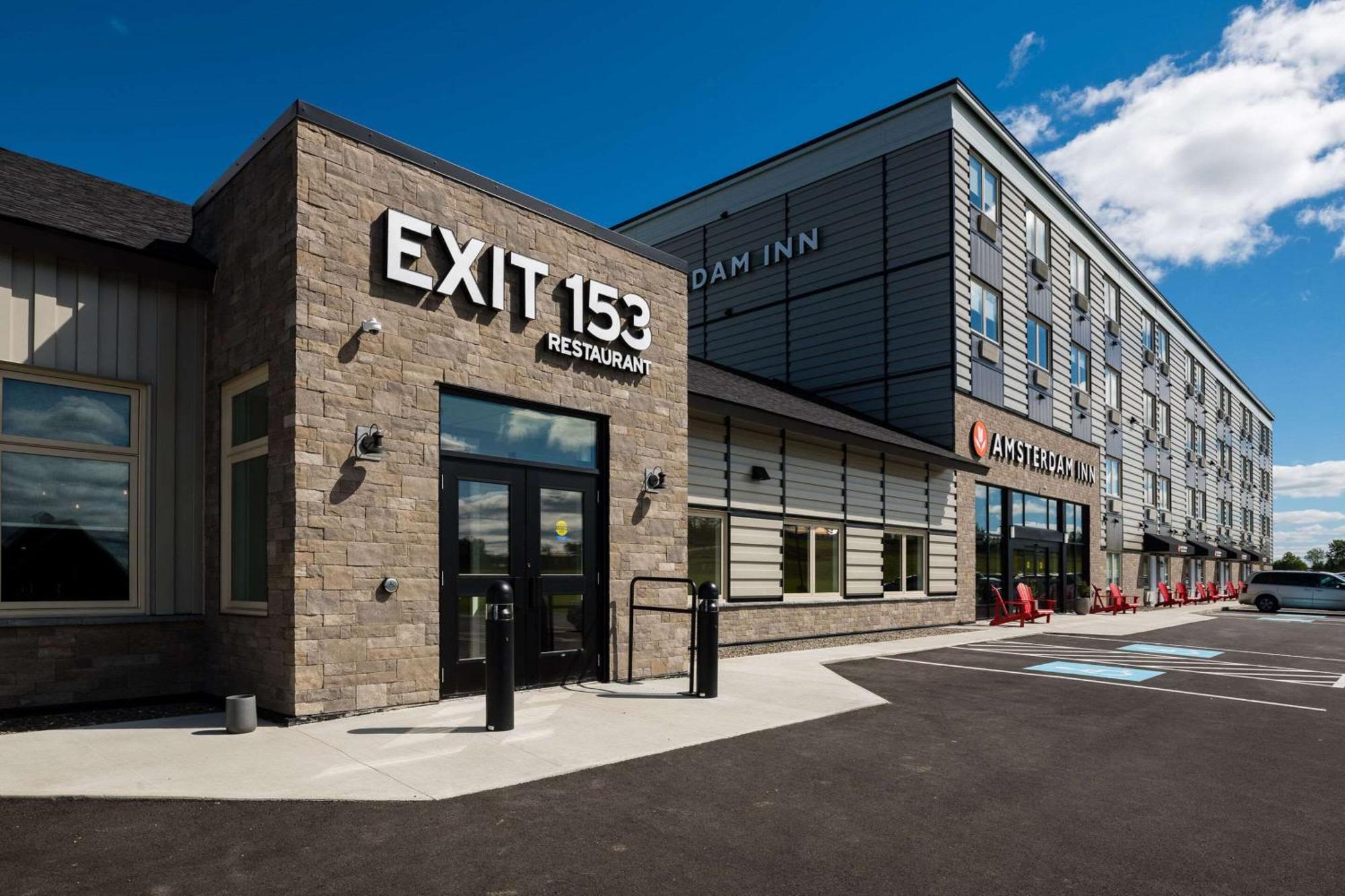 Amsterdam Inn & Suites, Ascend Hotel Collection Florenceville-Bristol Exterior photo