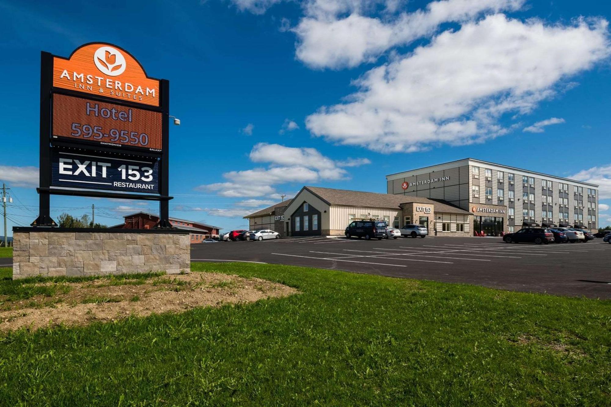 Amsterdam Inn & Suites, Ascend Hotel Collection Florenceville-Bristol Exterior photo